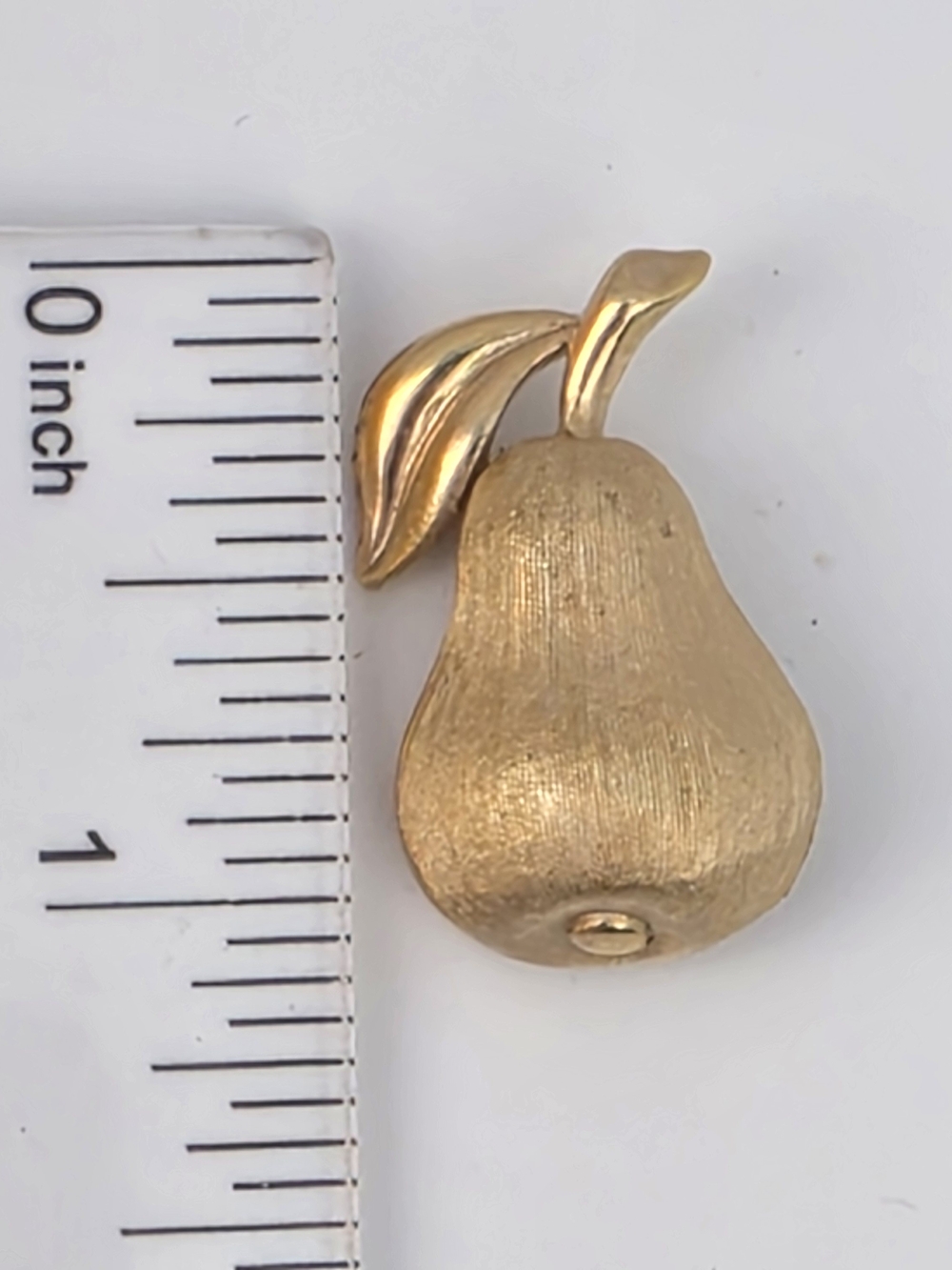 Gold-Tone Pear Brooch Pin - Elegant Fruit Motif